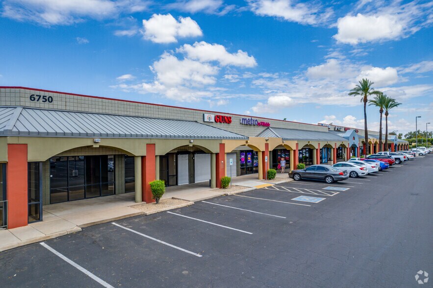 More Photos Of 6750 W Peoria Ave, Peoria Freestanding For Lease