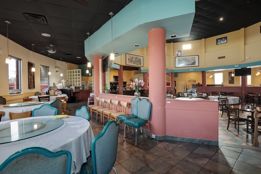 More Photos Of 2936 Kirby Whitten Rd, Memphis Restaurant For Sale