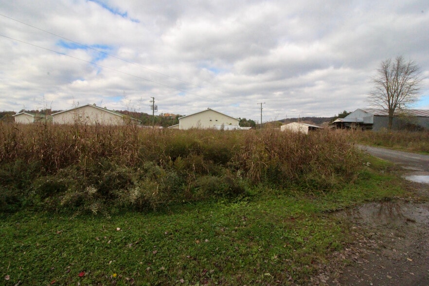 More Photos Of 16094 Evergreen Valley Rd, Timberville Specialty For Lease