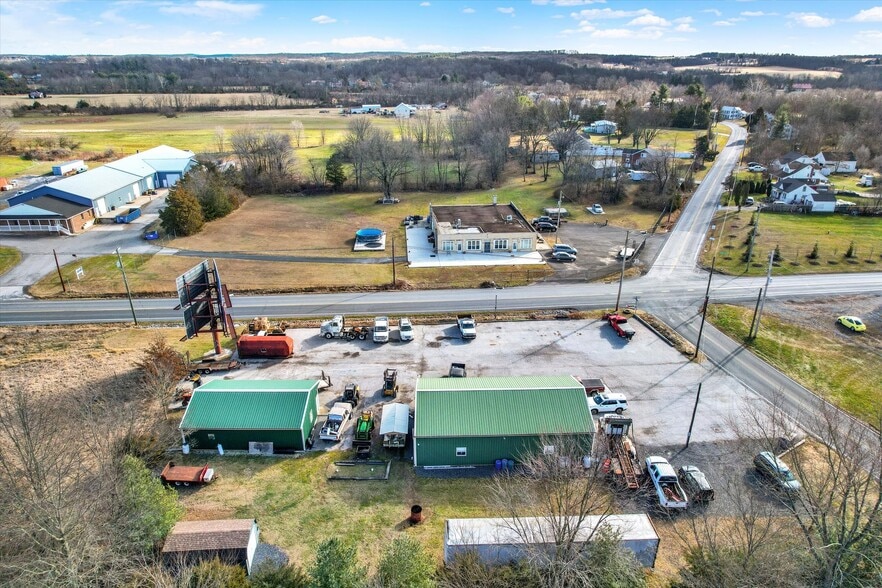 More Photos Of 276 Kingsdale Rd, Littlestown Auto Repair For Sale