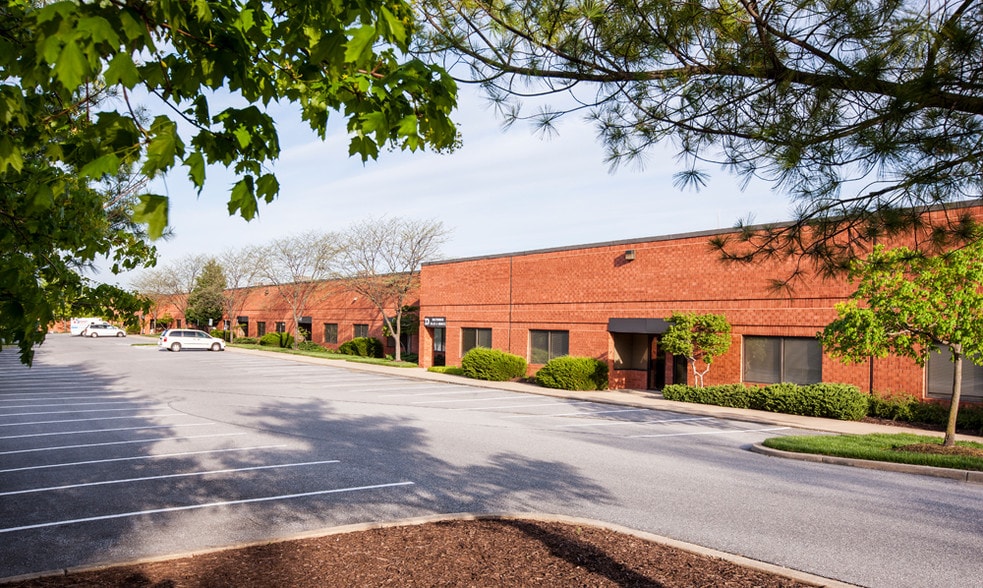 More Photos Of 1500 Caton Center Dr, Arbutus Unknown For Lease