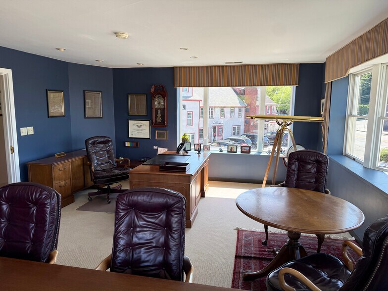 More Photos Of 3 Summer St, Hingham Office Residential For Lease