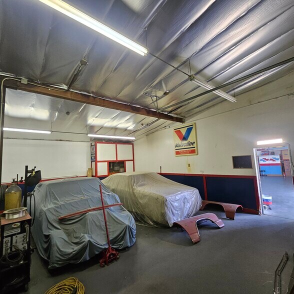 More Photos Of 402 Fleetwood Pl, Glendora Industrial For Sale