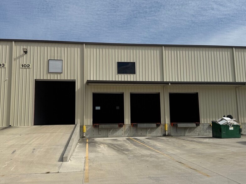 More Photos Of 0 Pickettville Rd, Jacksonville Unknown For Lease