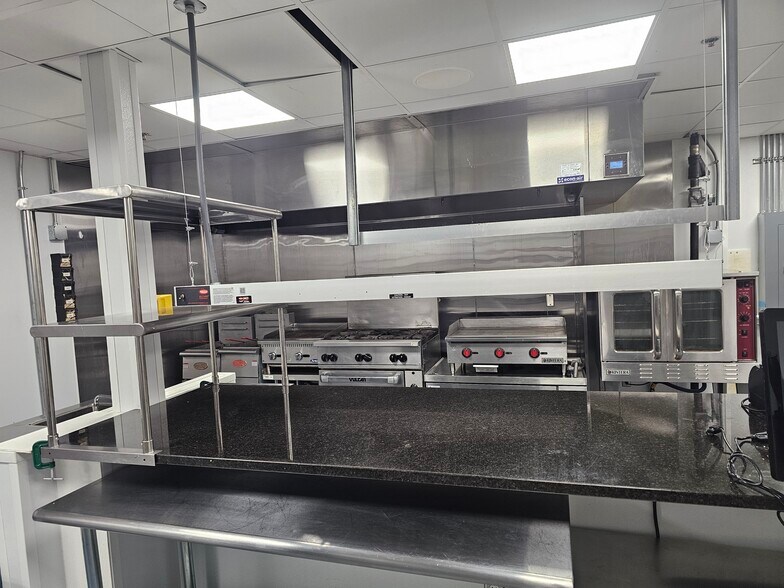 More Photos Of 9-11 W Main St, Troy Specialty For Sale