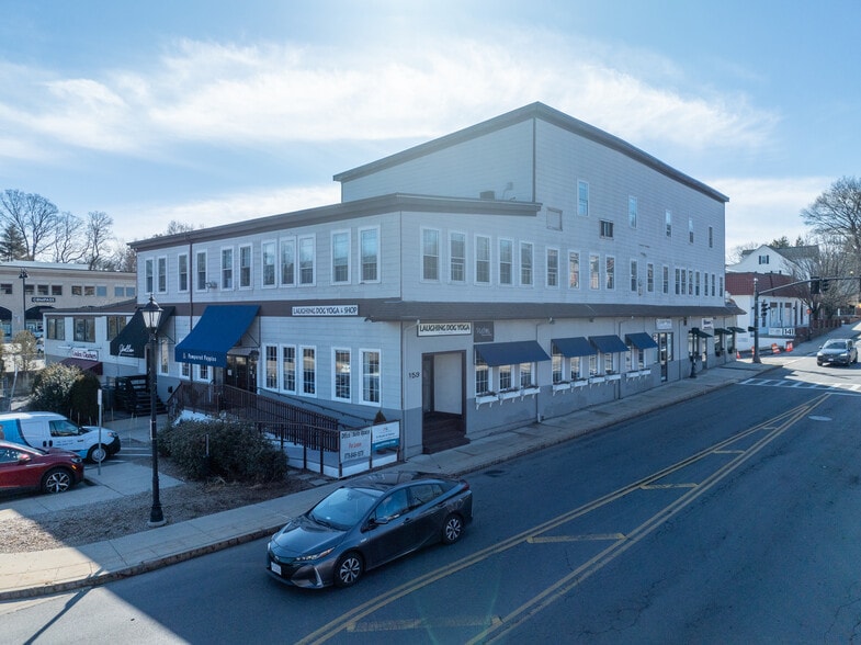 More Photos Of 151-159 Linden St, Wellesley Office For Lease