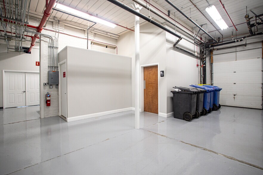 More Photos Of 145 Globe St, Fall River Office For Sale