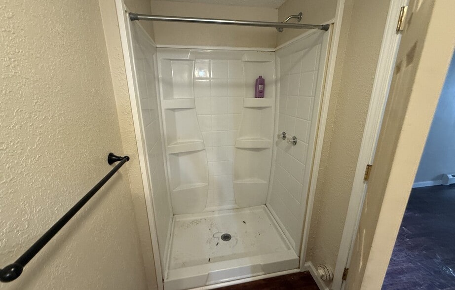 More Photos Of 412 Adams Ave, Endicott Apartments For Sale