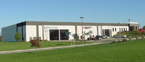 More Photos Of 1300-1308 Rustique Sq, O'Fallon Warehouse For Lease