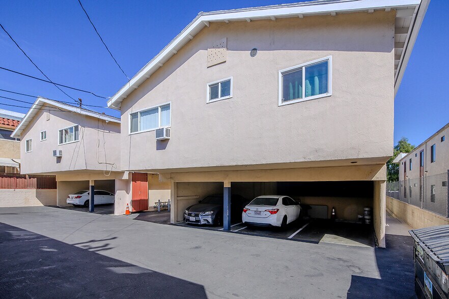 More Photos Of , Glendale Multifamily For Sale