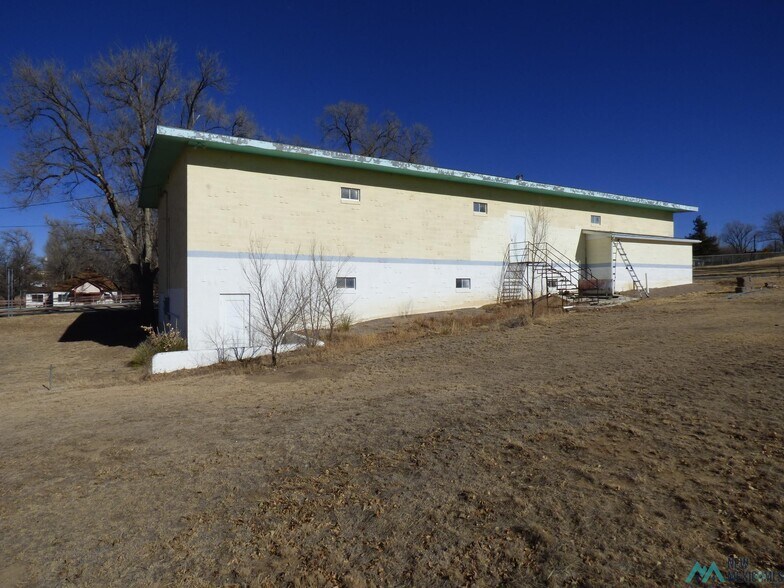 More Photos Of 311 Garfield Ave, Springer Freestanding For Sale