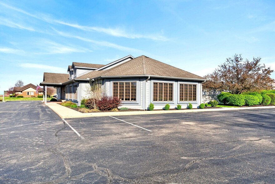 More Photos Of 1964 N Lakeman Dr, Bellbrook Medical For Sale