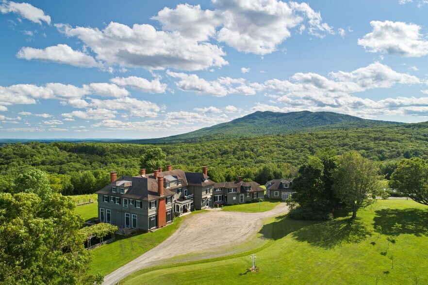 More Photos Of 4 Windmill Hill rd, Dublin Specialty For Sale