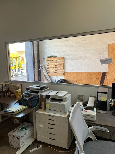 More Photos Of 2316 E 38th St, Vernon Warehouse For Sale