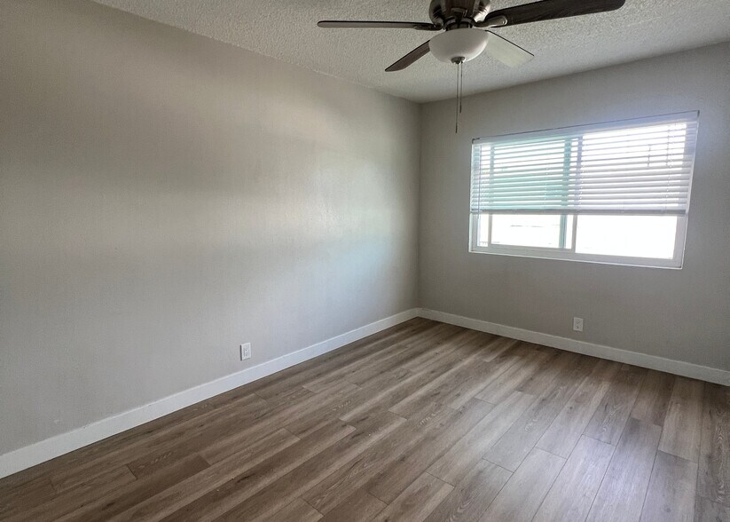 More Photos Of 10761 Palma Vista Ave, Garden Grove Apartments For Sale