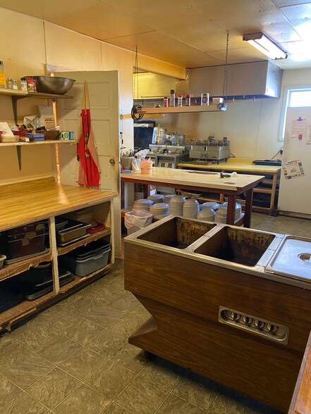 More Photos Of E2578 County Rd S, Casco Bar For Sale