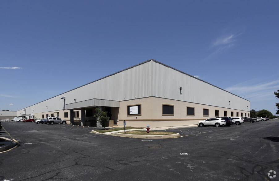 Primary Photo Of 35 Commerce Way, Dover Warehouse For Lease