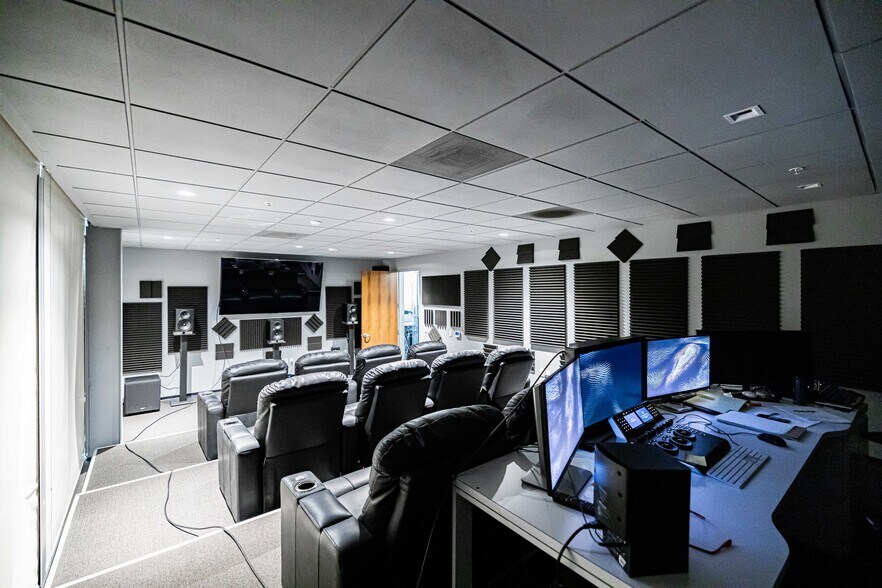 More Photos Of 2221 Rosecrans Ave, El Segundo Office For Lease