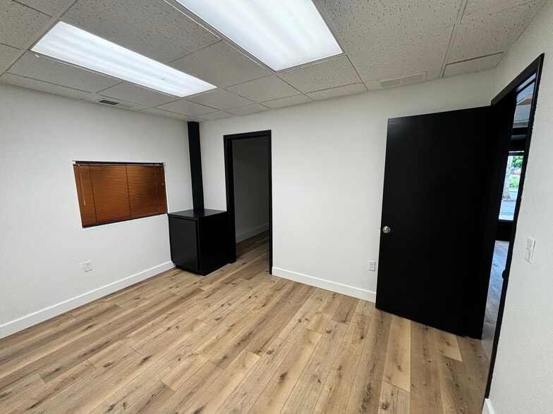 More Photos Of 2185 Liberty St NE, Salem Medical For Lease