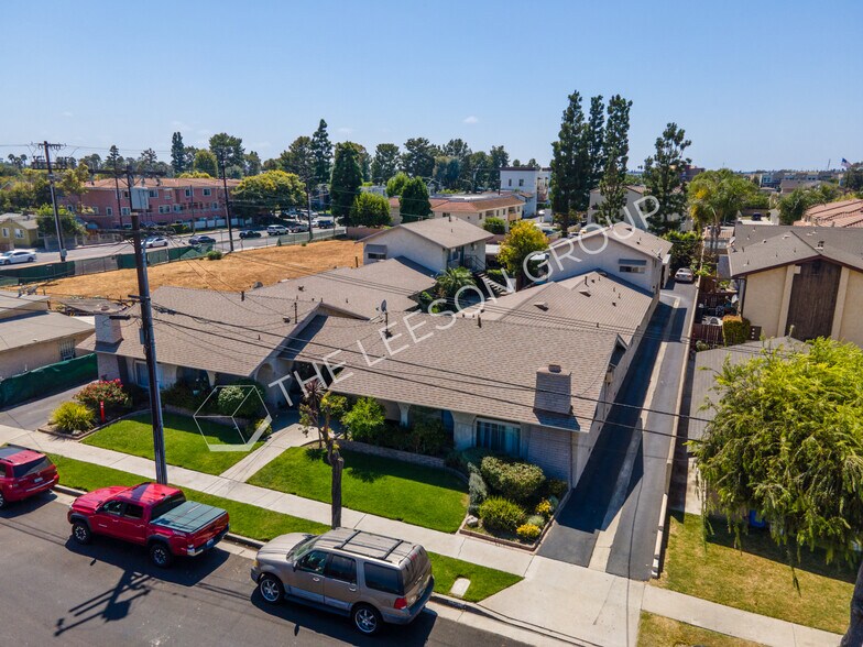 Primary Photo Of 5941 Kingman Ave, Buena Park Apartments For Sale