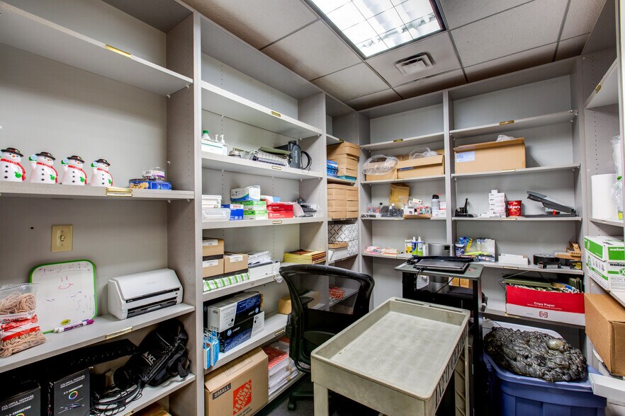 More Photos Of 5878 S Rapp St, Littleton Office For Sale