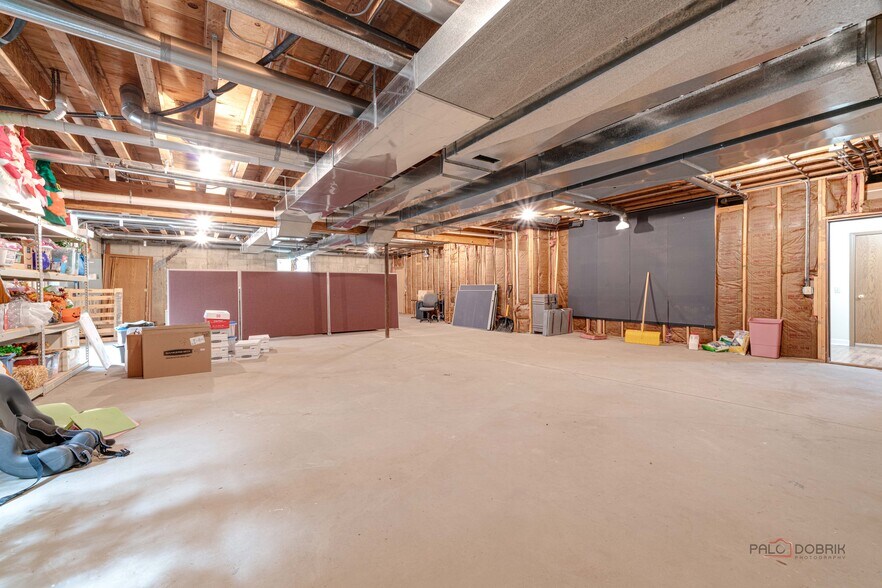 More Photos Of 1017-1019 W Park Ave, Libertyville Medical For Sale