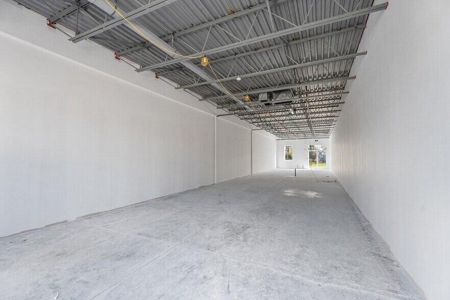 More Photos Of 412 Four Mile Creek Rd, Niagara On The Lake Storefront For Lease