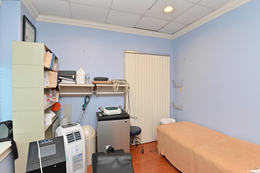 More Photos Of 2715 Fannin St, Houston Medical For Sale