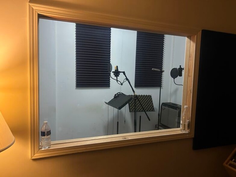 More Photos Of 11816-11822 Felton Ave, Hawthorne Storefront Retail Residential For Sale