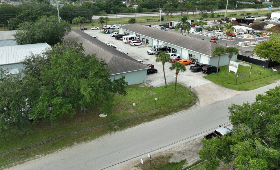 More Photos Of 1726-1738 SW Biltmore St, Port Saint Lucie Light Manufacturing For Lease