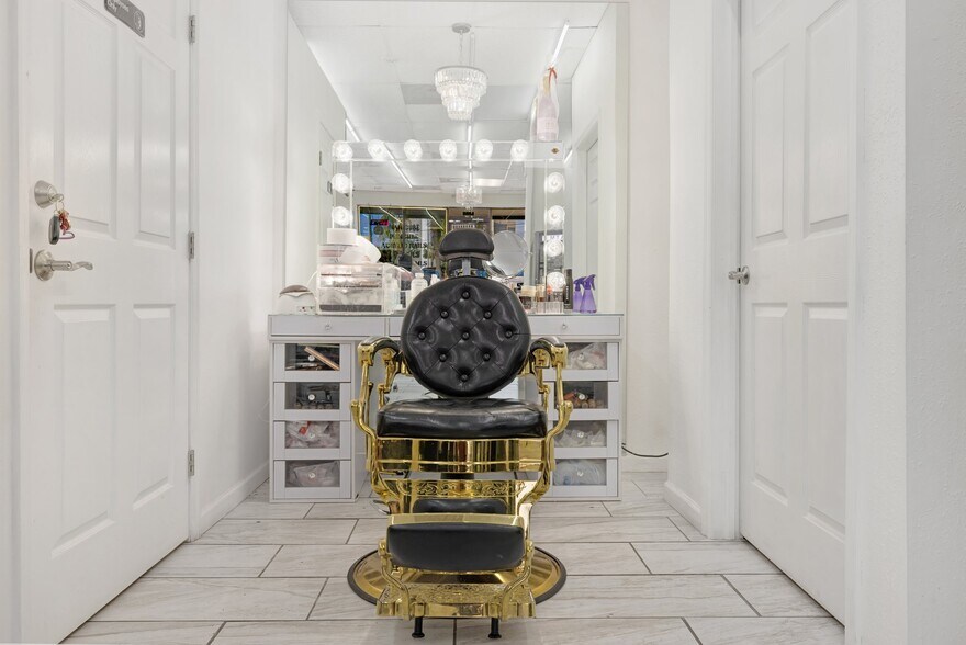 More Photos Of 7991-8031 S Us-1 Hwy, Port Saint Lucie Storefront Retail Office For Lease