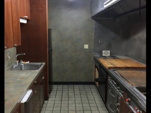 More Photos Of 226 Pine St, Abilene Storefront Retail Office For Sale