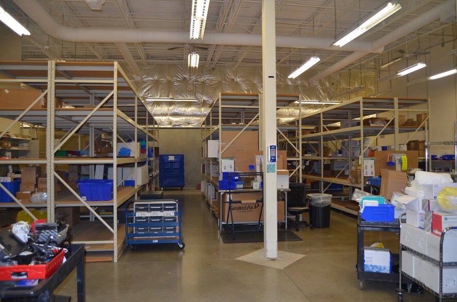 More Photos Of 4170 Lafayette Center Dr, Chantilly Light Distribution For Sale