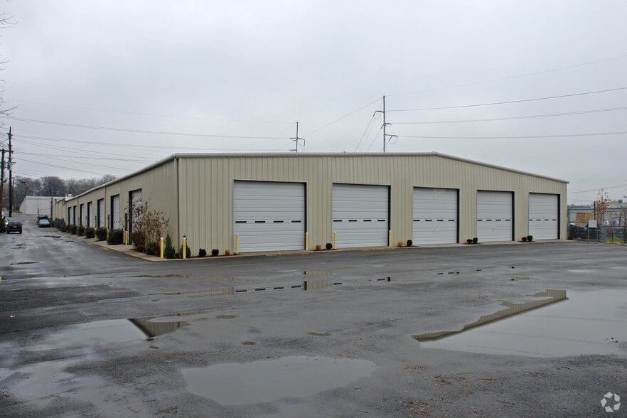 More Photos Of 491 Allied Dr, Nashville Light Distribution For Lease