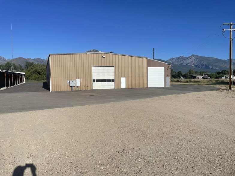 More Photos Of 132 Skalkaho Hwy, Hamilton Manufacturing For Lease