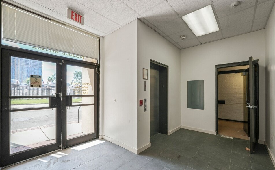 More Photos Of 216 & 218 Rigsbee Ave, Durham Office For Sale