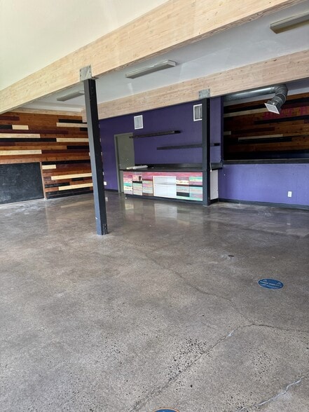 More Photos Of 46 Hoolai St, Kailua Freestanding For Lease