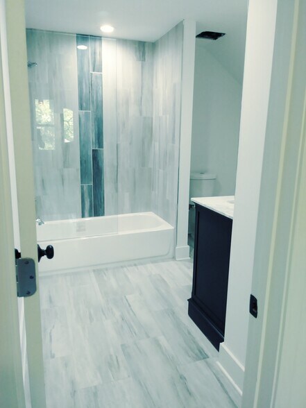 More Photos Of 1092 Sells Ave SW, Atlanta Specialty For Sale