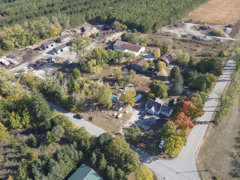 More Photos Of 5052 Reynolds Rd, Sturgeon Bay Flex For Sale