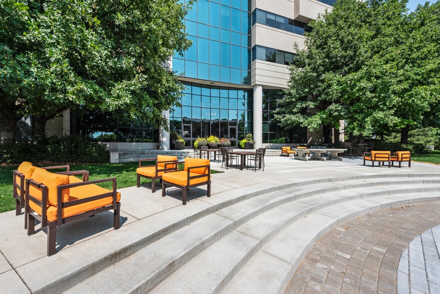 More Photos Of 5299 Dtc Blvd, Greenwood Village Office For Lease