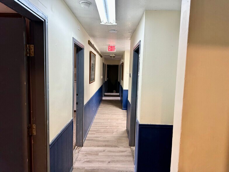 More Photos Of 1001 S Davis St, Kirksville Sorority Fraternity House For Sale