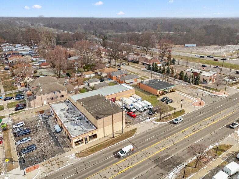 More Photos Of 24134 W Warren St, Dearborn Heights Freestanding For Sale