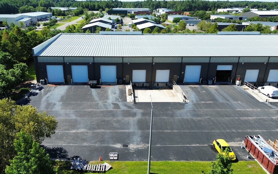 More Photos Of 3317 Kitty Hawk Rd, Wilmington Warehouse For Lease