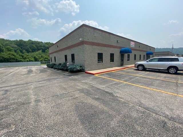 More Photos Of 5000 Elk River Rd S, Elkview Unknown For Lease