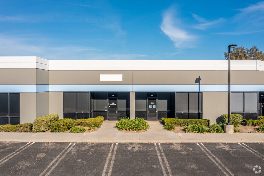 More Photos Of 1715 E Wilshire Ave, Santa Ana Flex For Sale