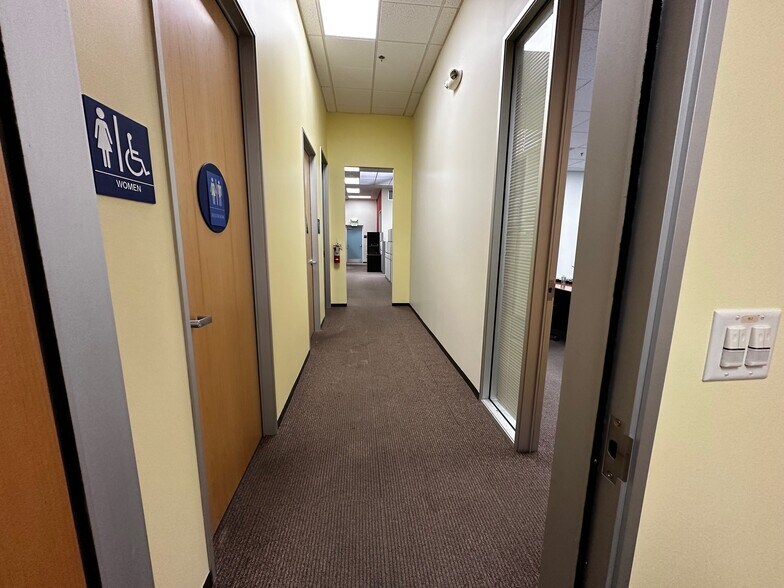 More Photos Of 1292 Kifer Rd, Sunnyvale Research And Development For Sale