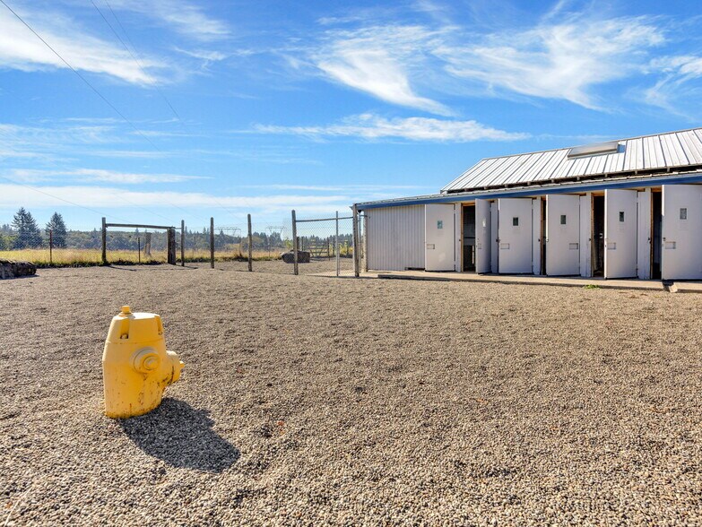 More Photos Of 44434 SE Coalman Rd, Sandy Light Manufacturing For Sale