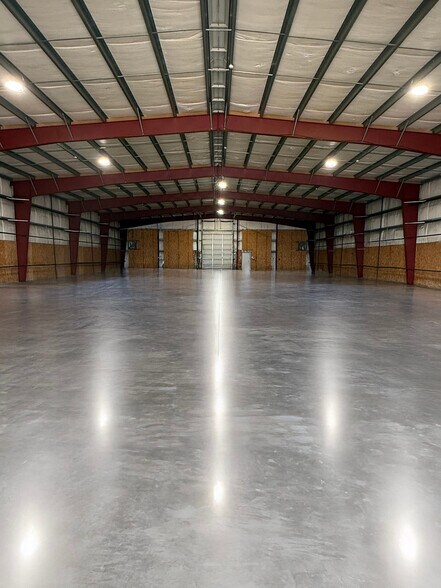 More Photos Of 20472 Pinto Rd, Caldwell Warehouse For Sale