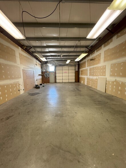 More Photos Of 109A S Scott St, Spokane Flex For Lease