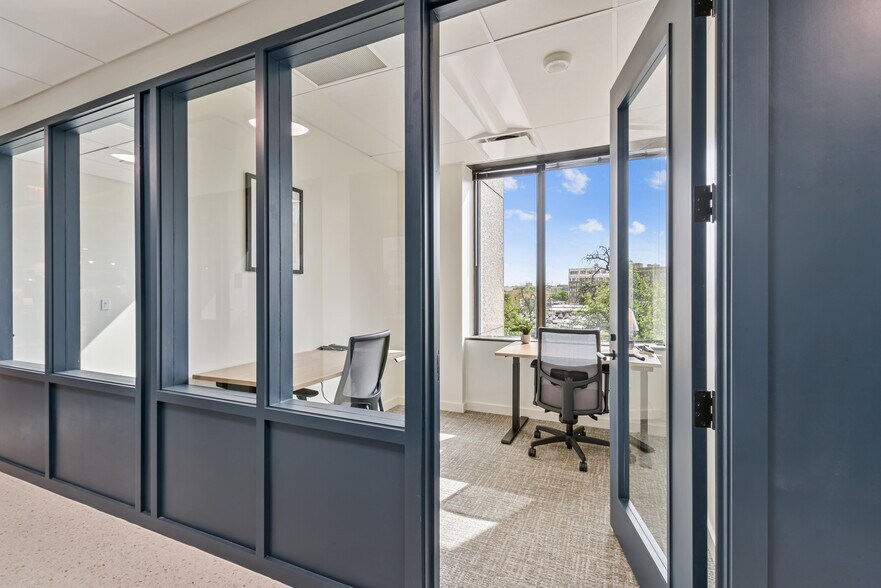 More Photos Of 711 Navarro St, San Antonio Office For Lease